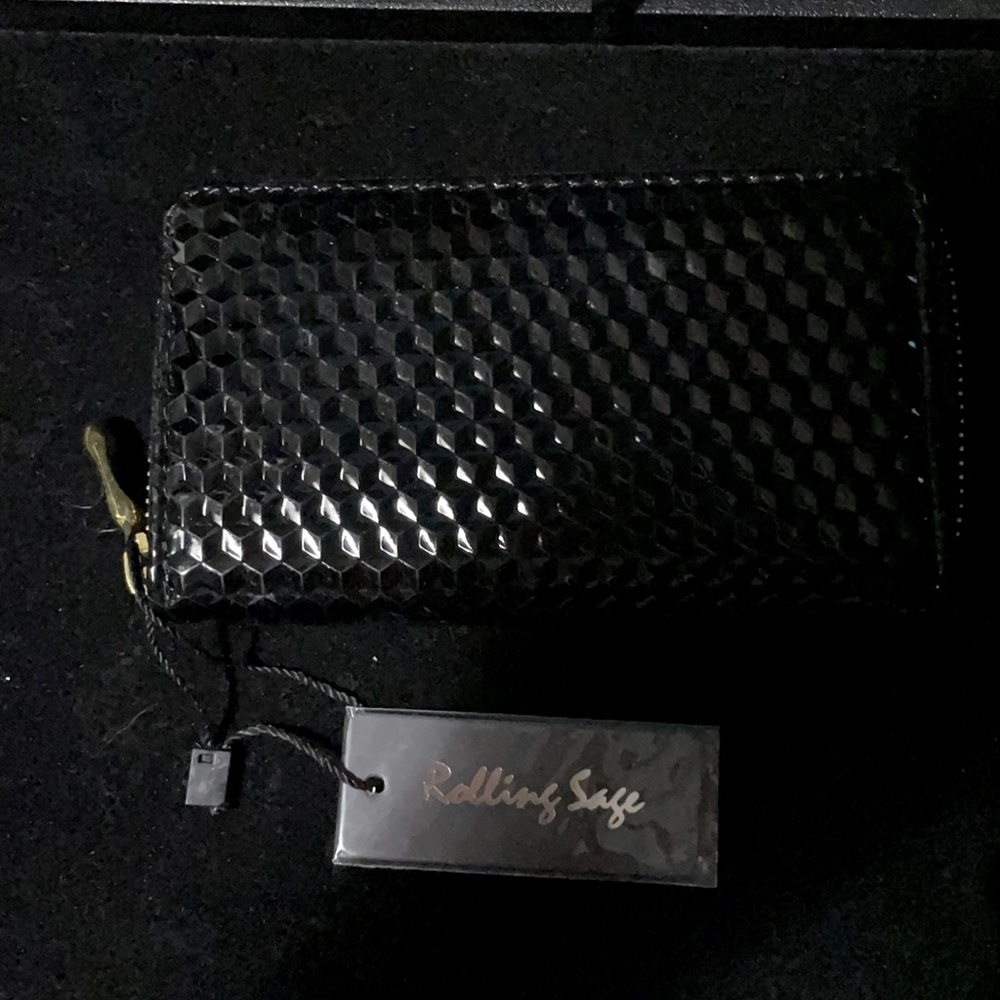 Trendy rolling sage small zippy wallet